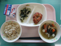 R8.5月25日給食